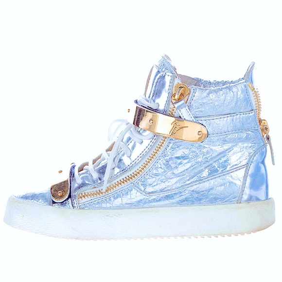 Discontinued!! Giuseppe Zanotti- Foil Crinkled Leather Metallic HEELED Sneaker! - Picture 4 of 4